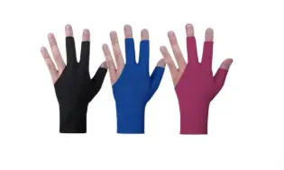 pool gloves.webp