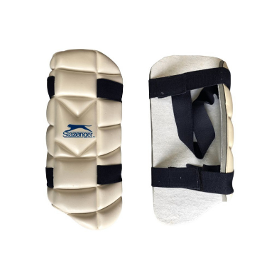 [34089] Cricket Single Thigh Pad Adult RH