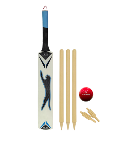 [627290] Cricket Set 1xStumps, 1 Training Ball, Slazenger V500 KW Bat Size 6